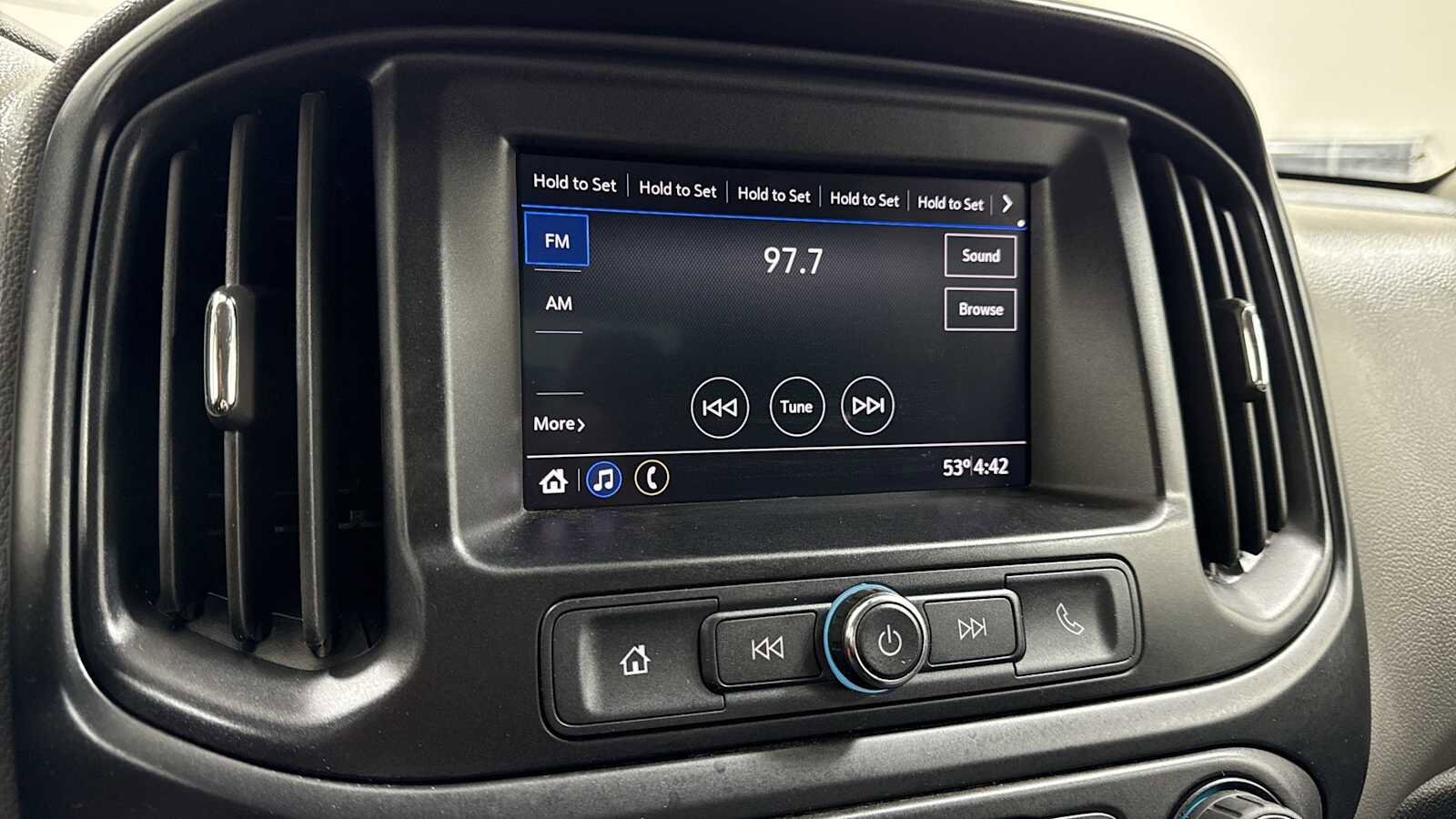 Thumbnail: 2020 Chevrolet Colorado - 18