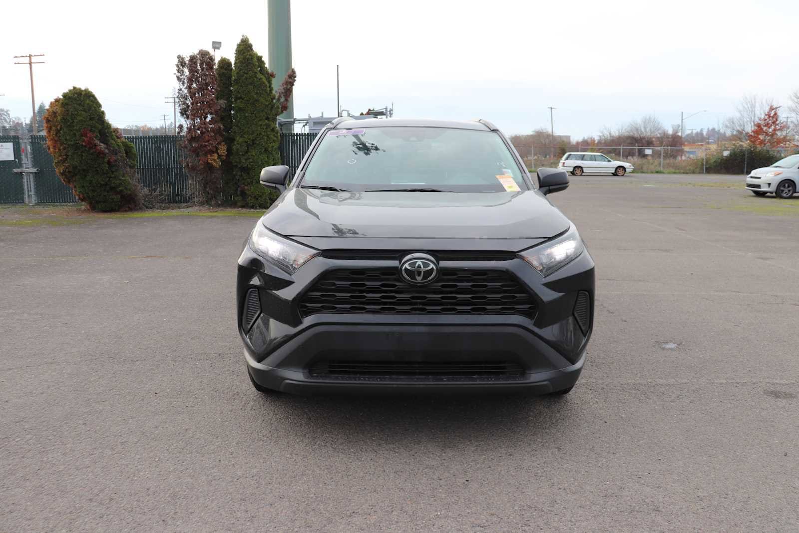 Thumbnail: 2021 Toyota RAV4 - 2