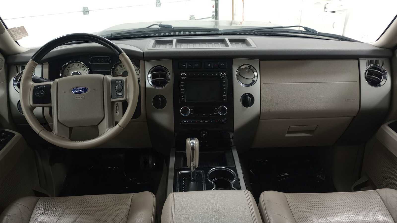 Thumbnail: 2014 Ford Expedition - 28