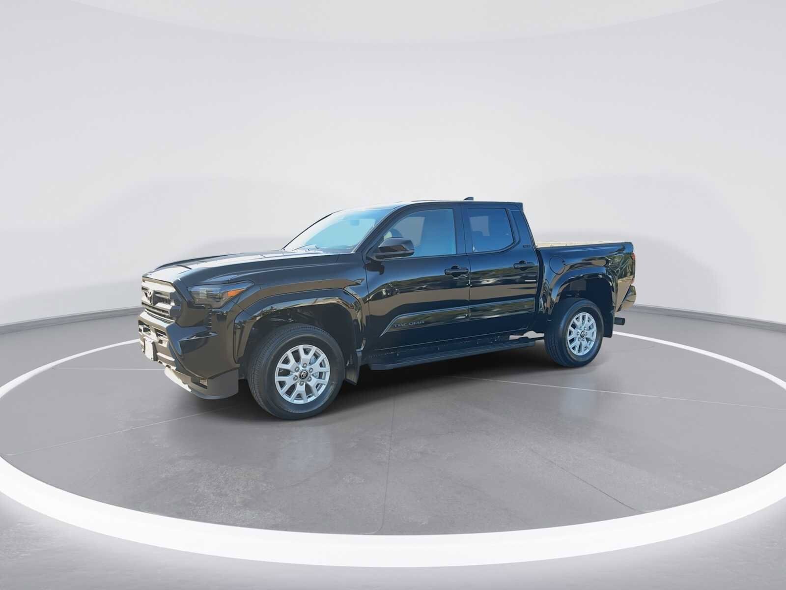 2025 Toyota Tacoma SR5 photo 4