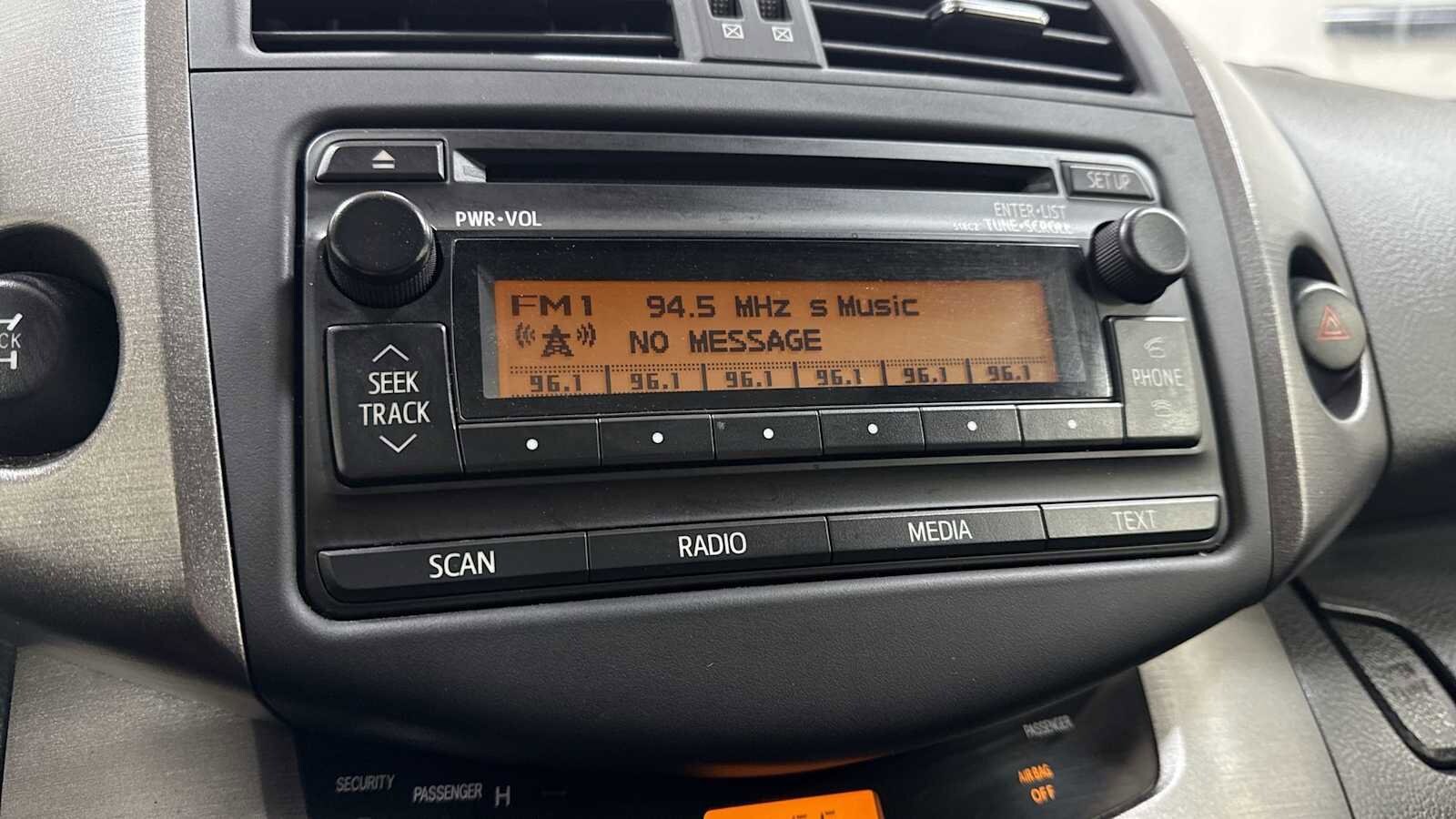 Thumbnail: 2012 Toyota RAV4 - 18