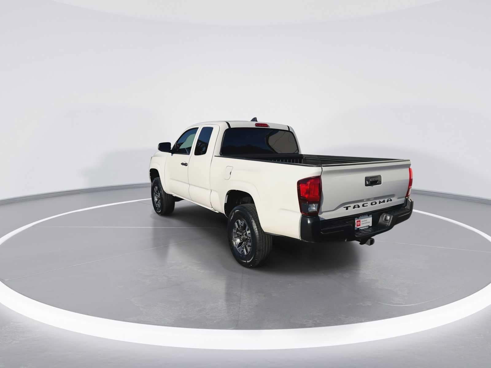 Thumbnail: 2022 Toyota Tacoma - 6
