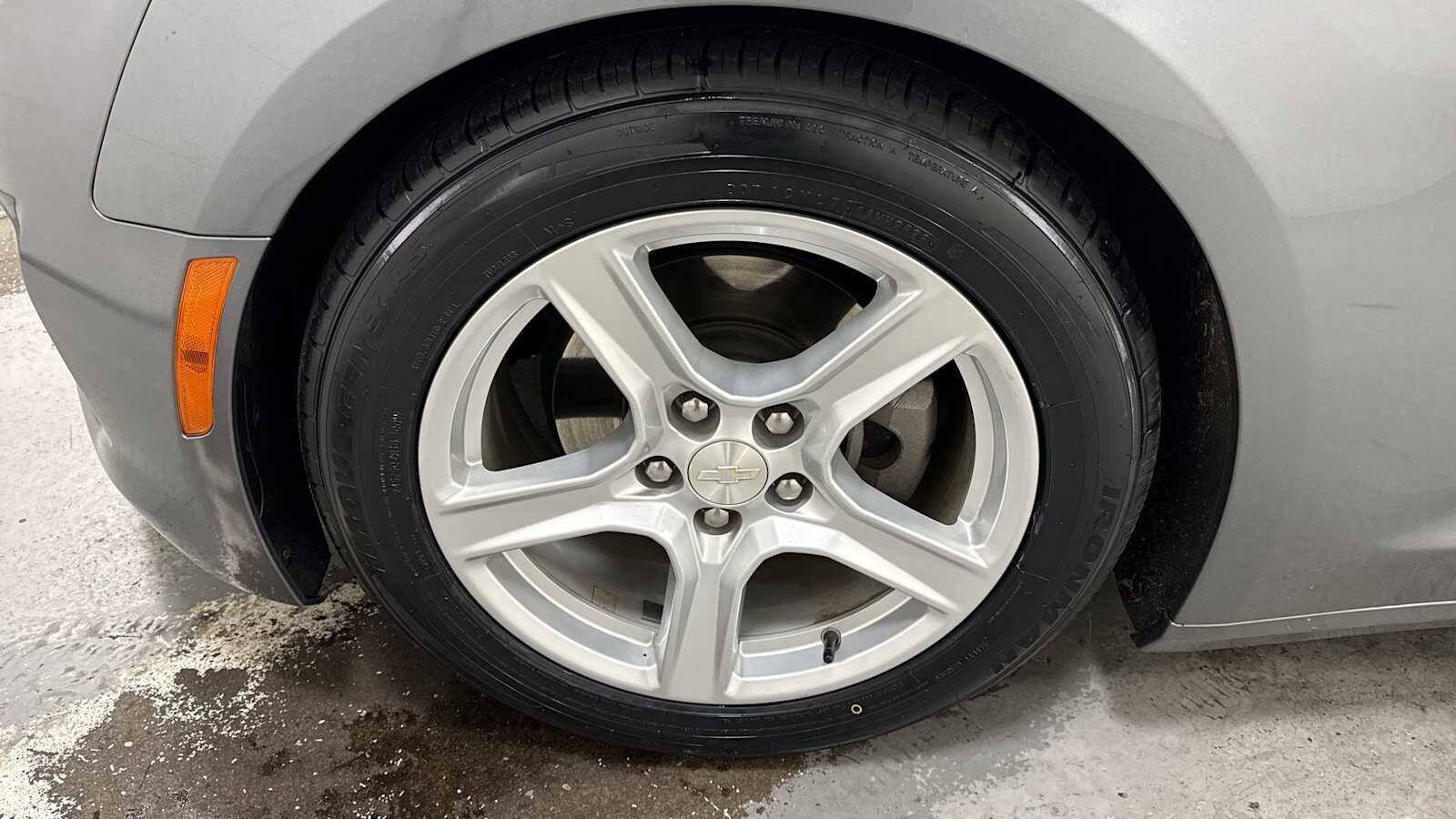 Thumbnail: 2020 Chevrolet Camaro - 10