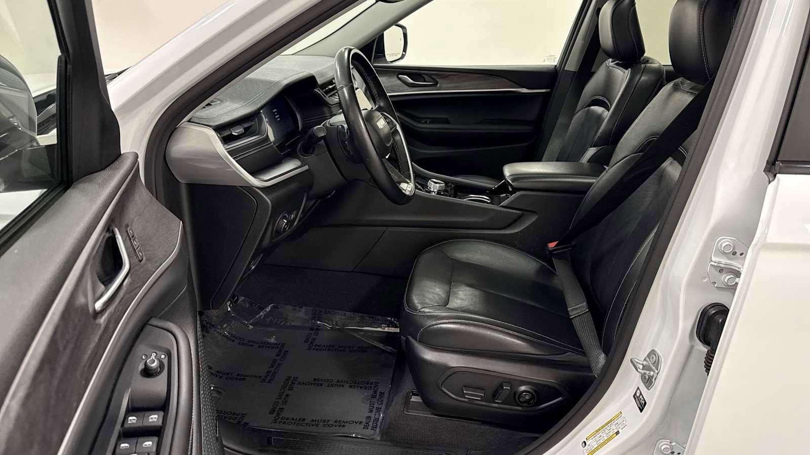 Thumbnail: 2021 Jeep Grand Cherokee L - 13