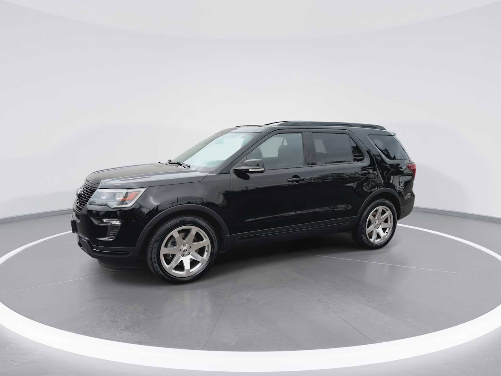 Thumbnail: 2018 Ford Explorer - 4