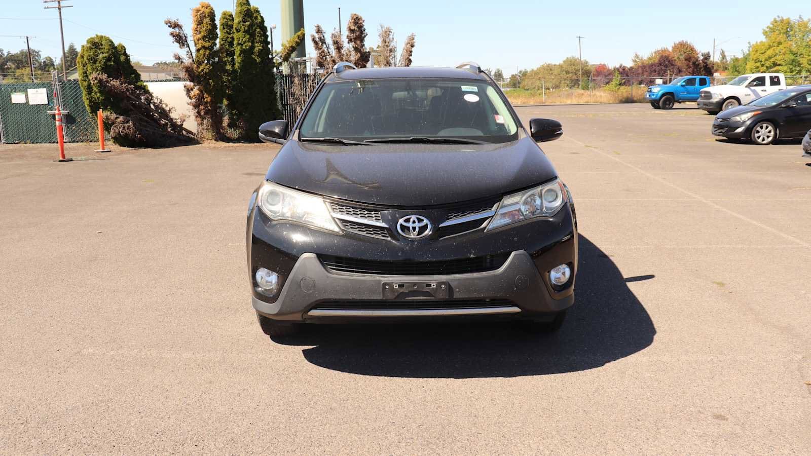 Used 2015 Toyota RAV4 XLE with VIN 2T3WFREV1FW195841 for sale in Springfield, OR