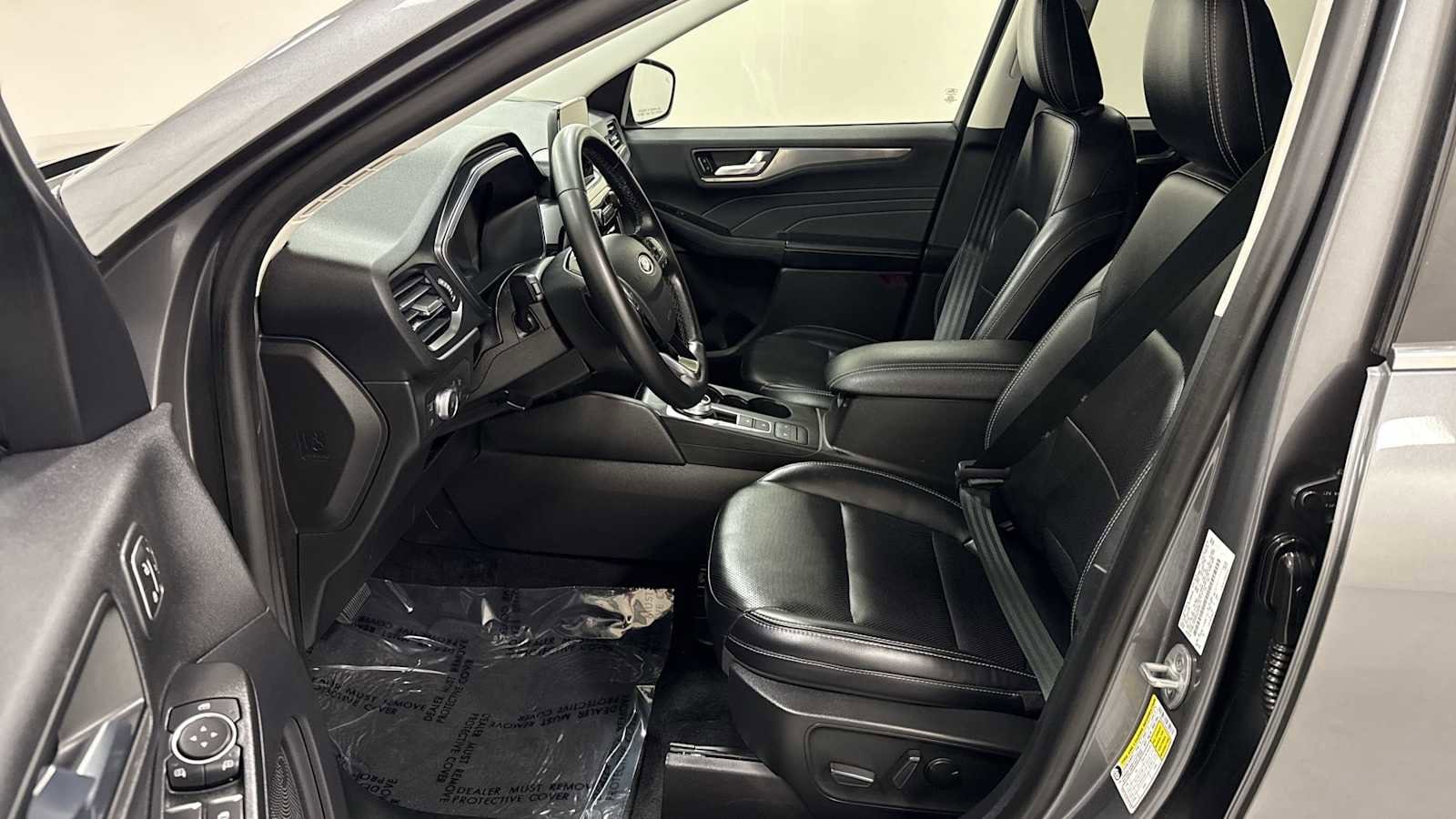 Thumbnail: 2022 Ford Escape - 13