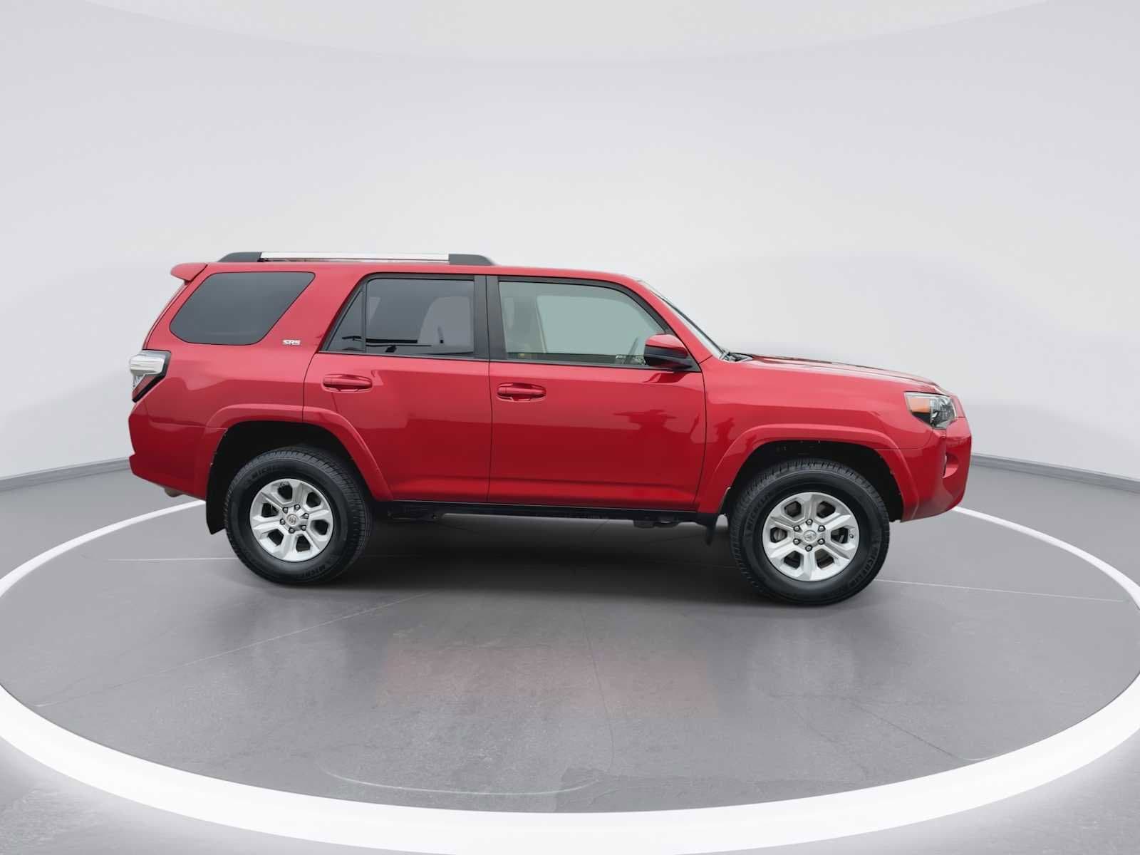 Thumbnail: 2019 Toyota 4Runner - 9