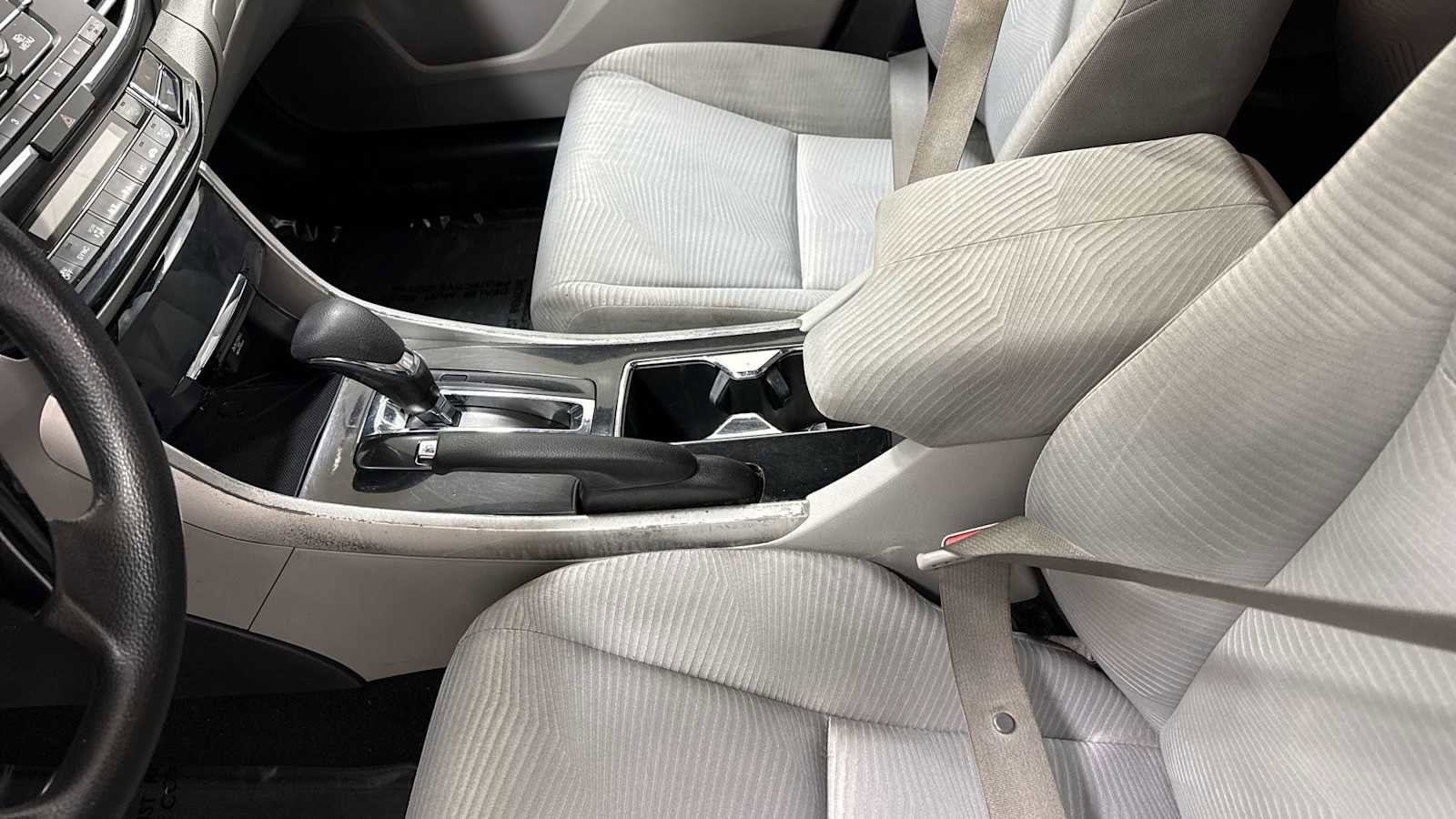 Thumbnail: 2017 Honda Accord - 23