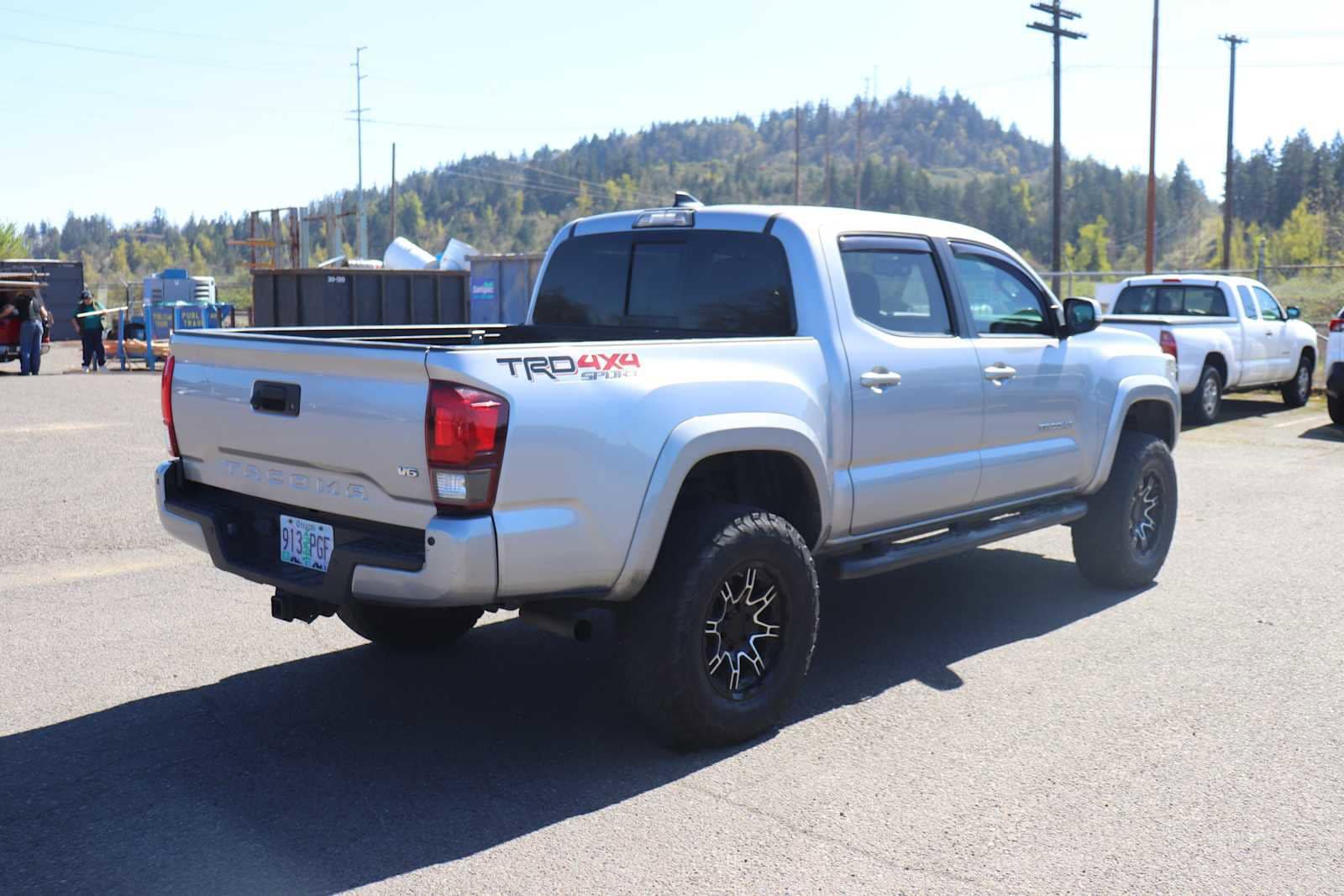 Thumbnail: 2018 Toyota Tacoma - 5