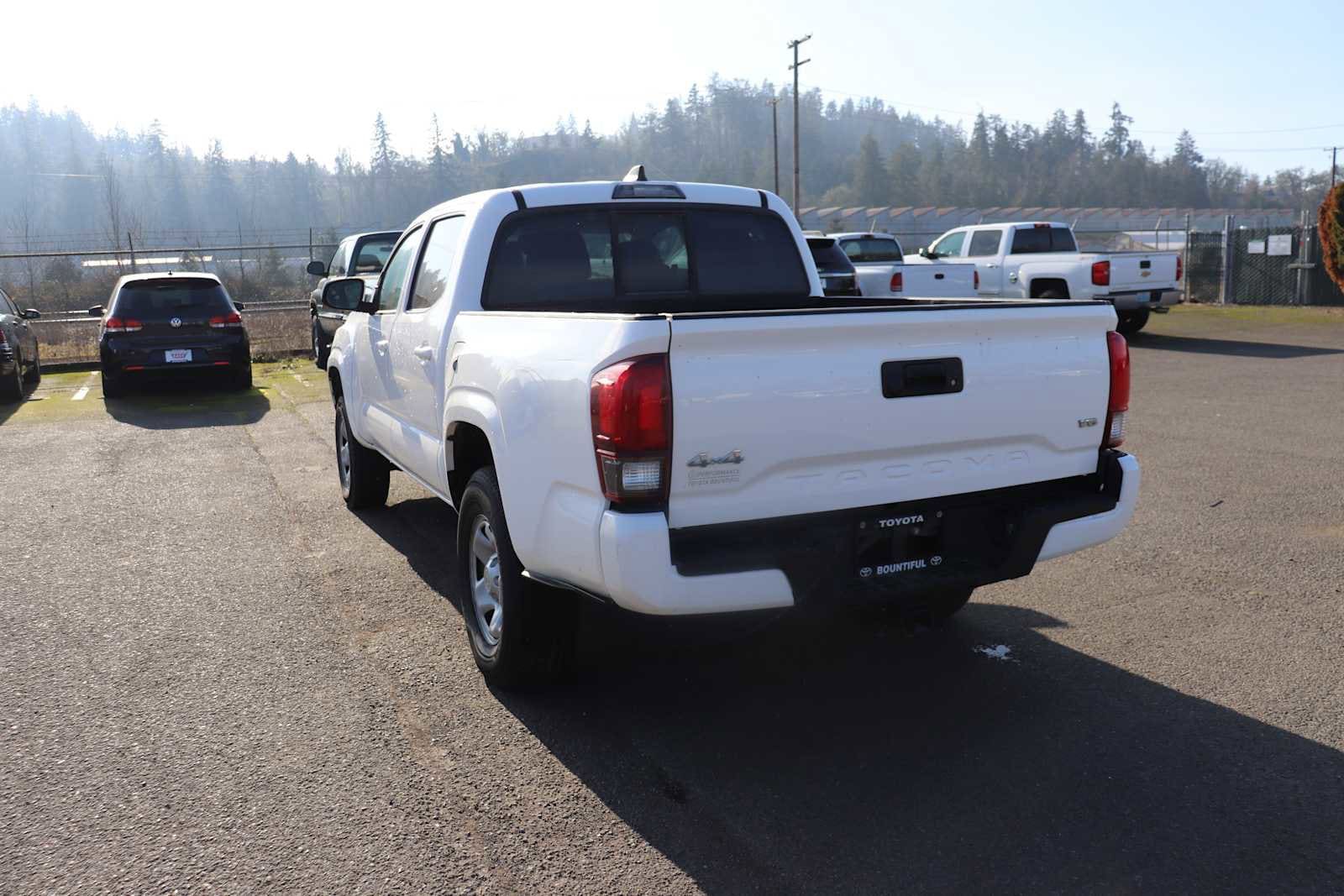 Thumbnail: 2021 Toyota Tacoma - 7