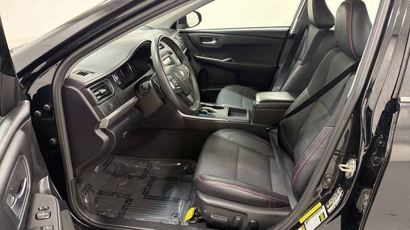 Thumbnail: 2017 Toyota Camry - 13