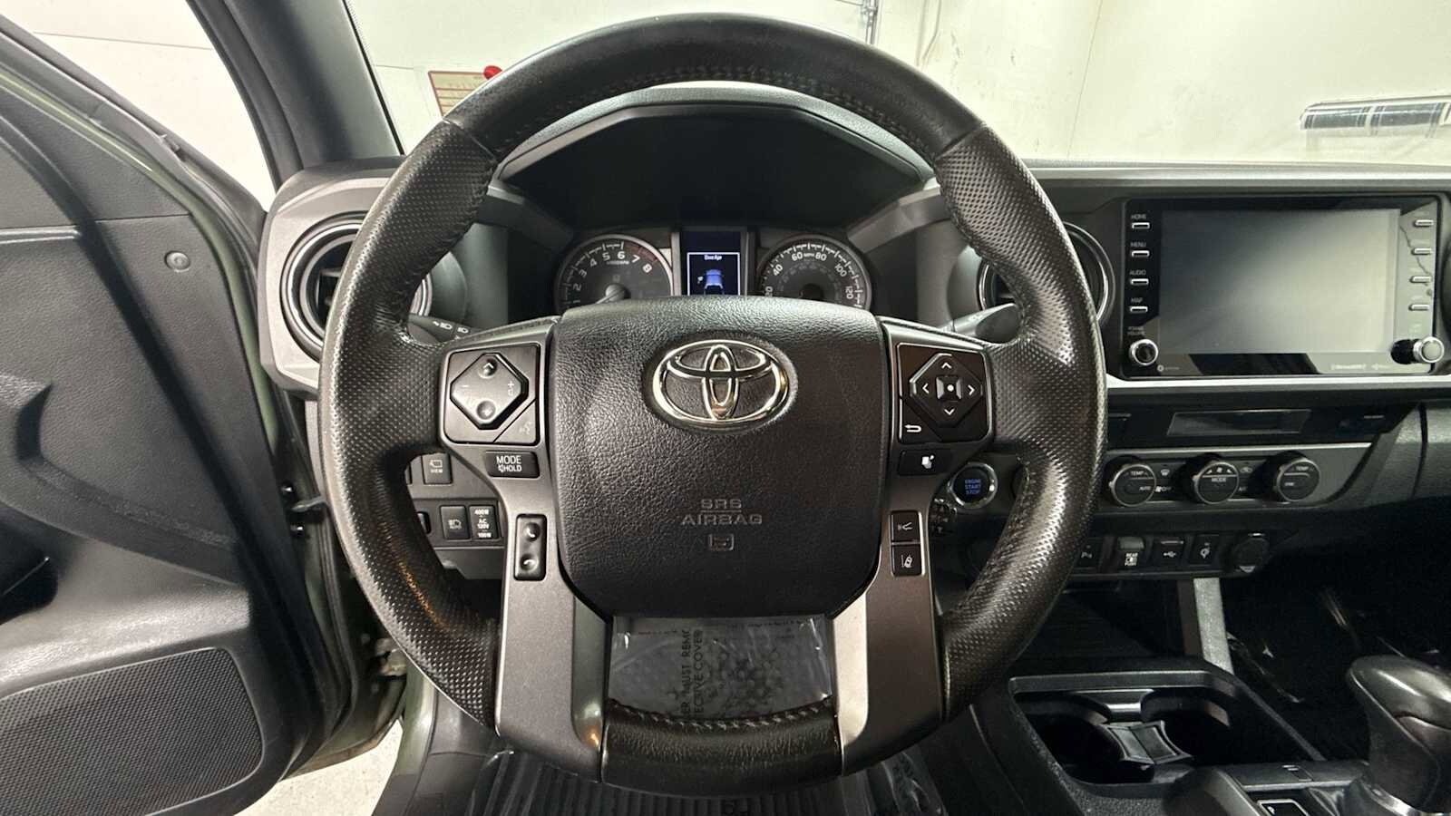 Thumbnail: 2022 Toyota Tacoma - 16