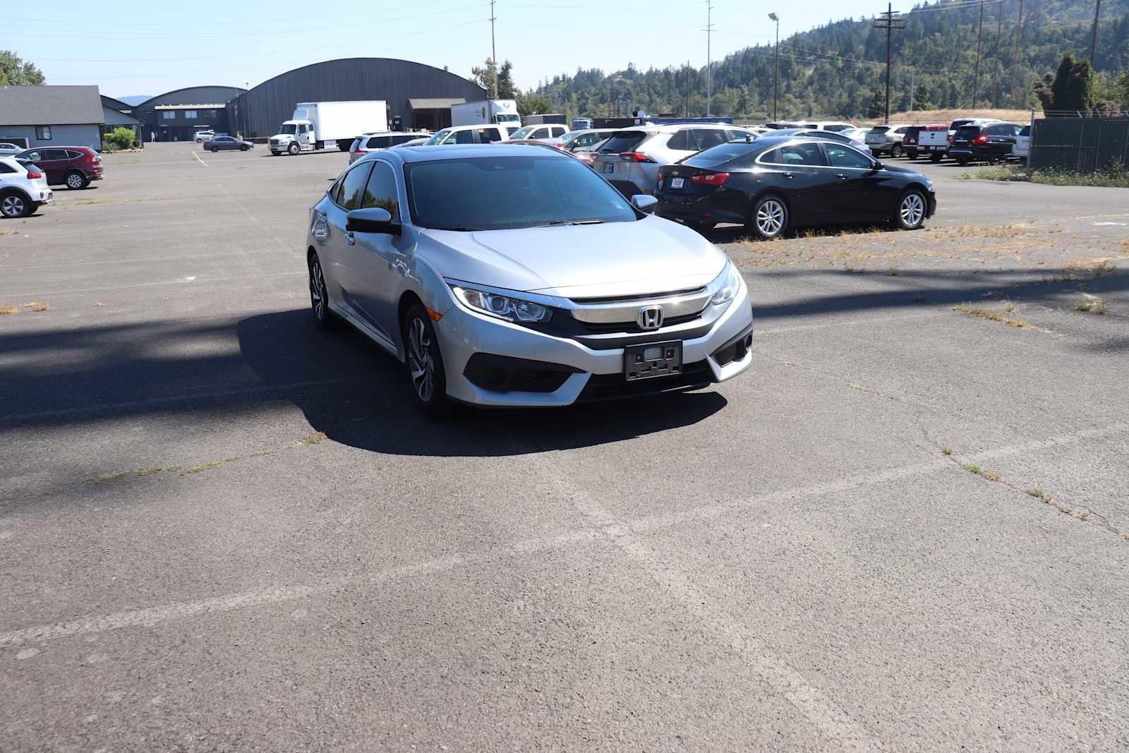 Thumbnail: 2018 Honda Civic - 3