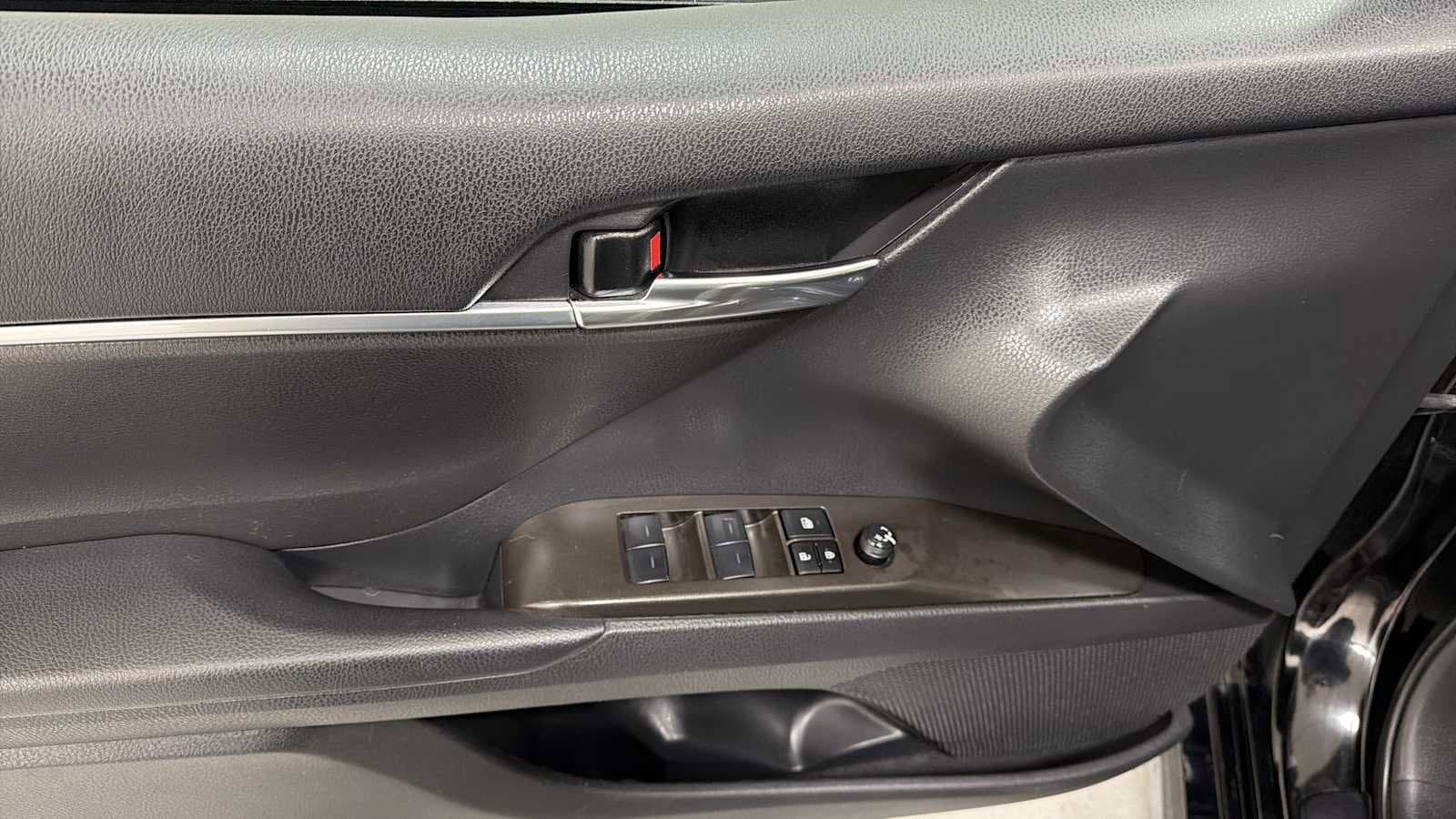 Thumbnail: 2024 Toyota Camry - 15