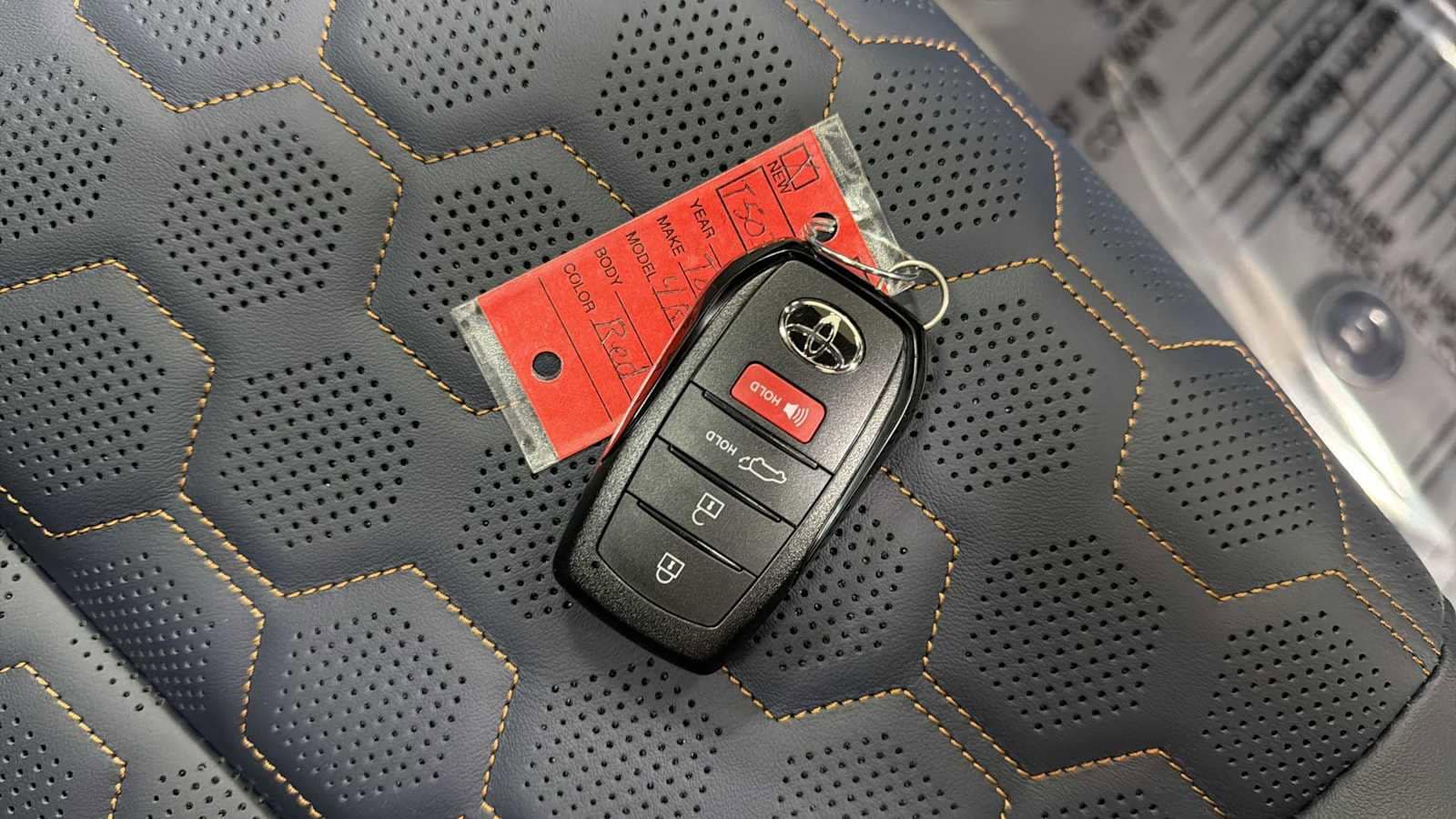 Thumbnail: 2026 Toyota 4Runner - 32