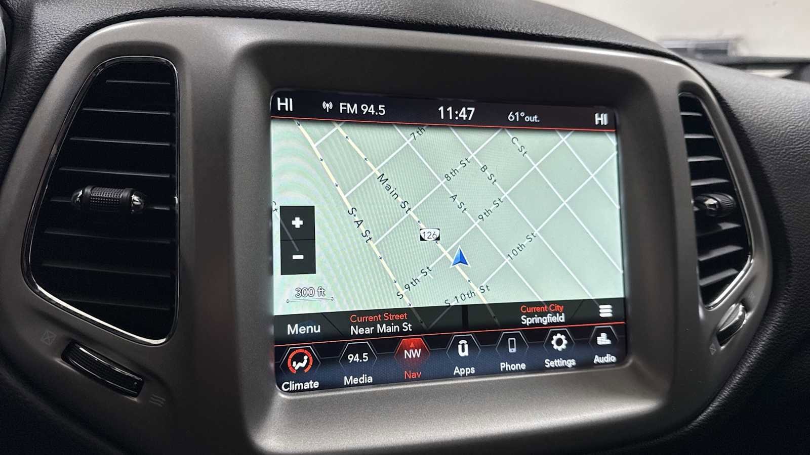 Thumbnail: 2021 Jeep Compass - 20