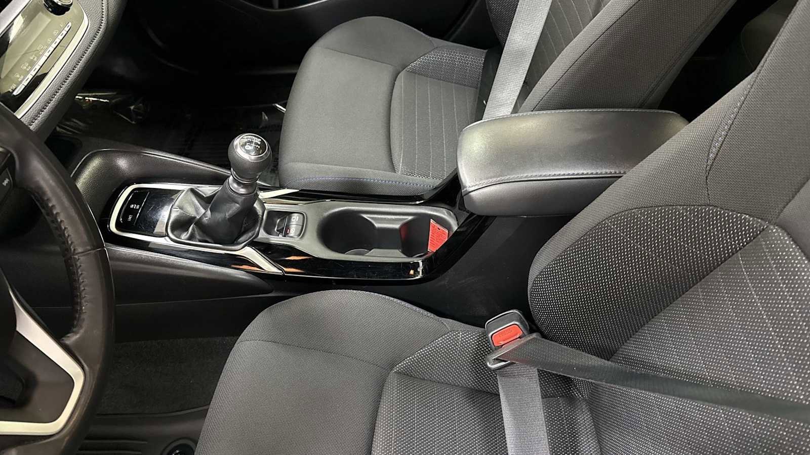 Thumbnail: 2022 Toyota Corolla - 22