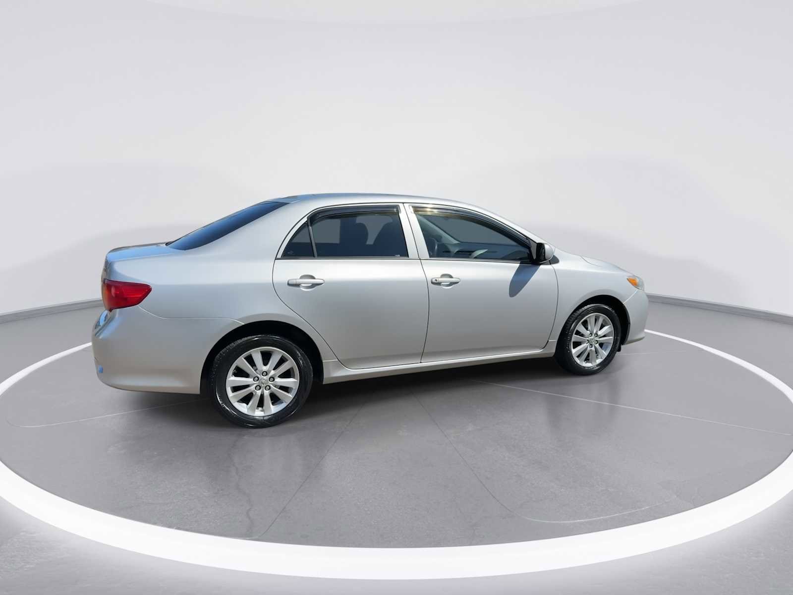 Thumbnail: 2009 Toyota Corolla - 8