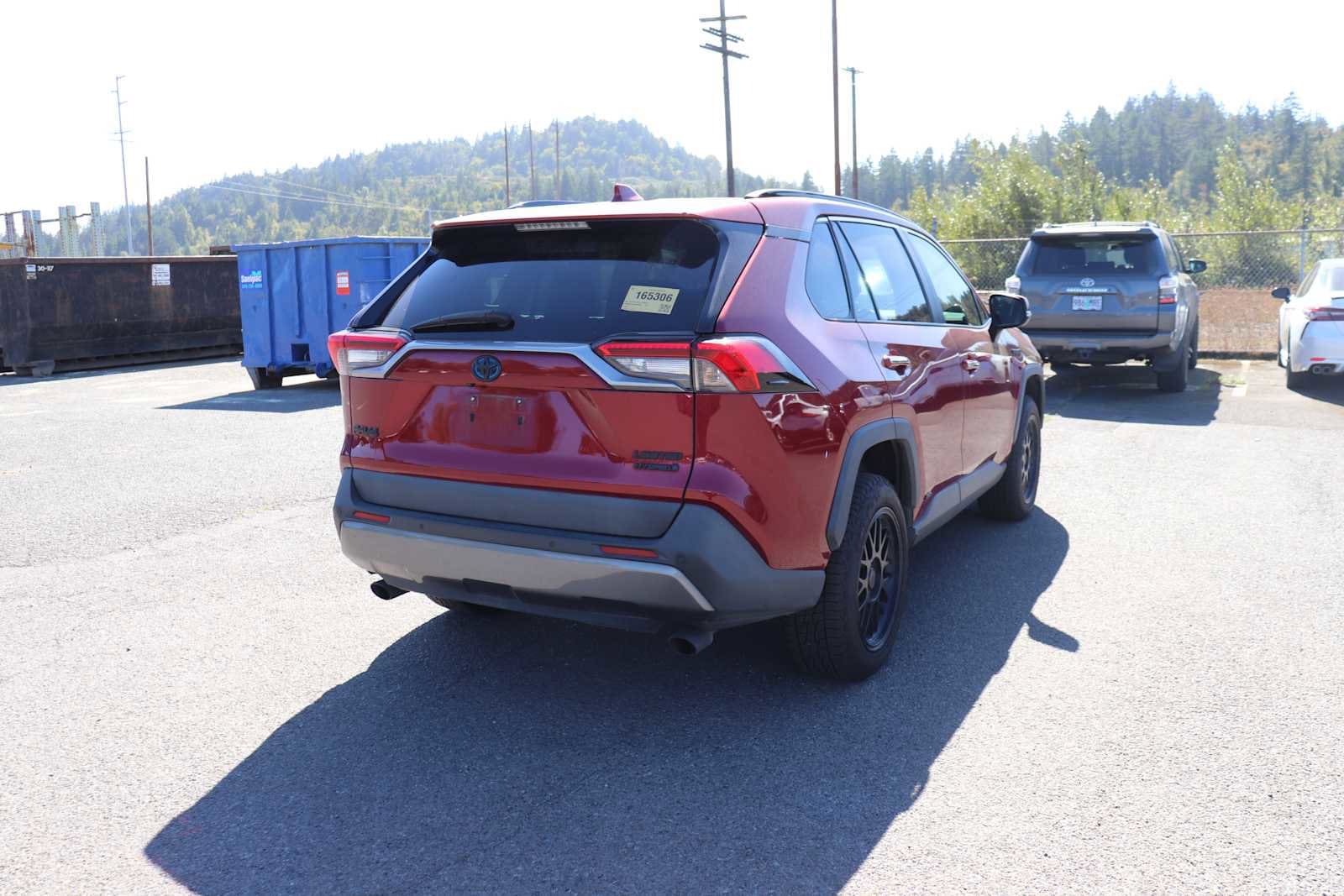 Thumbnail: 2021 Toyota RAV4 - 5