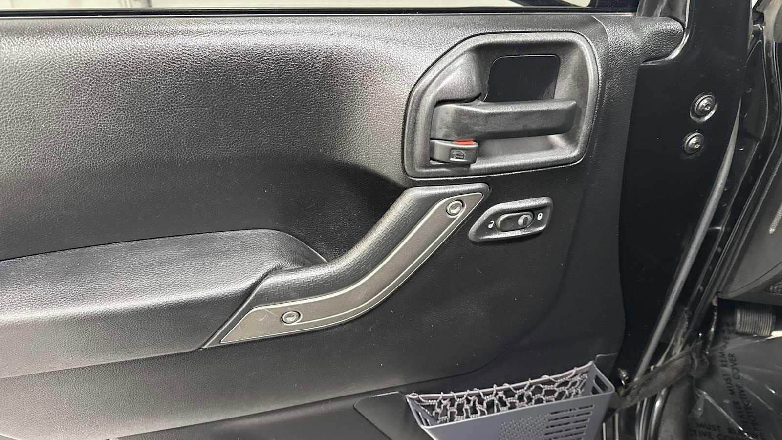 Thumbnail: 2013 Jeep Wrangler - 15