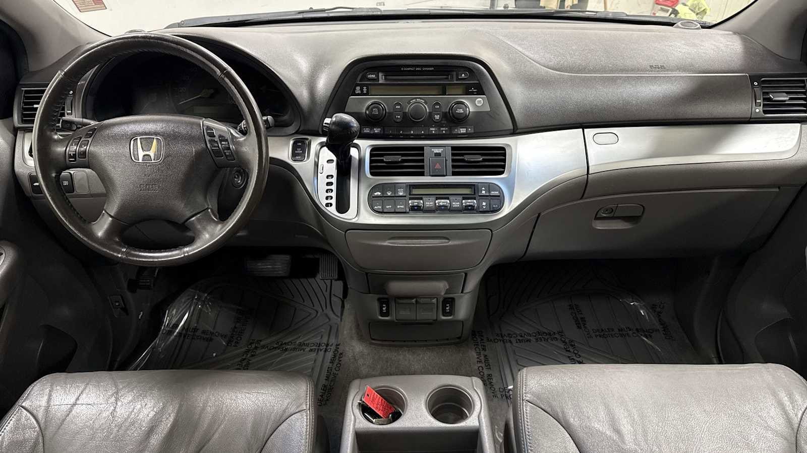 Thumbnail: 2010 Honda Odyssey - 28