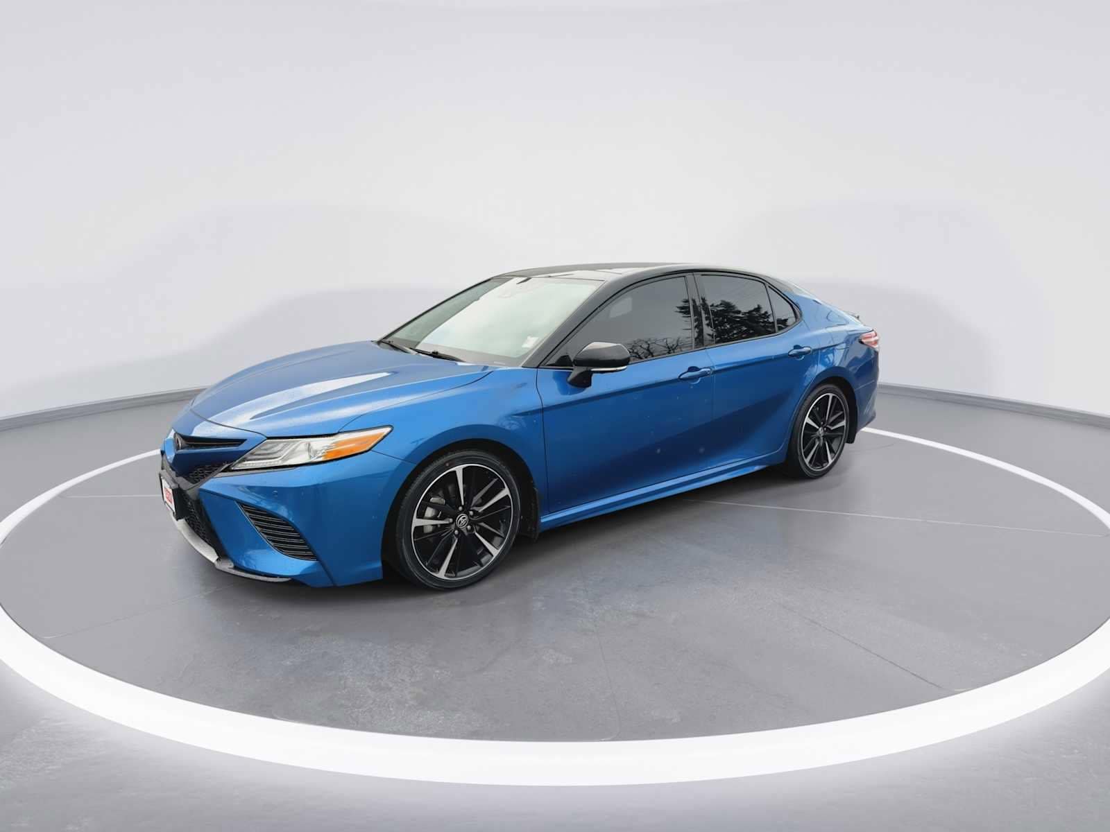 Thumbnail: 2020 Toyota Camry - 4