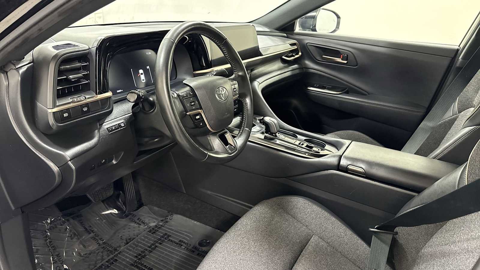 Thumbnail: 2024 Toyota Crown - 12