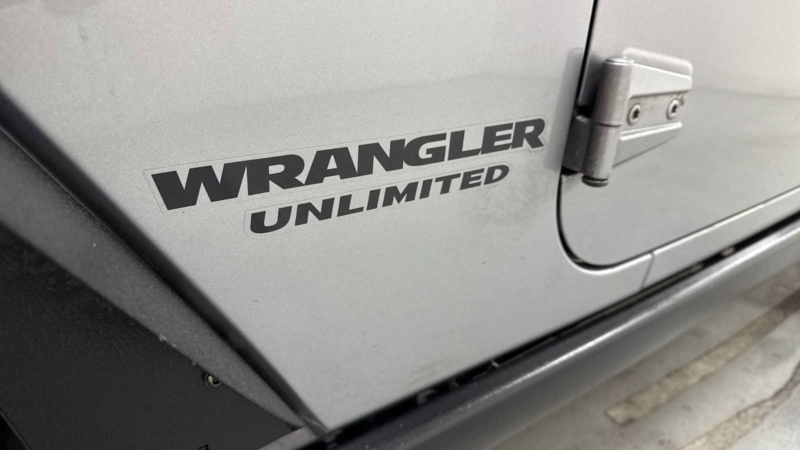 Thumbnail: 2017 Jeep Wrangler - 26