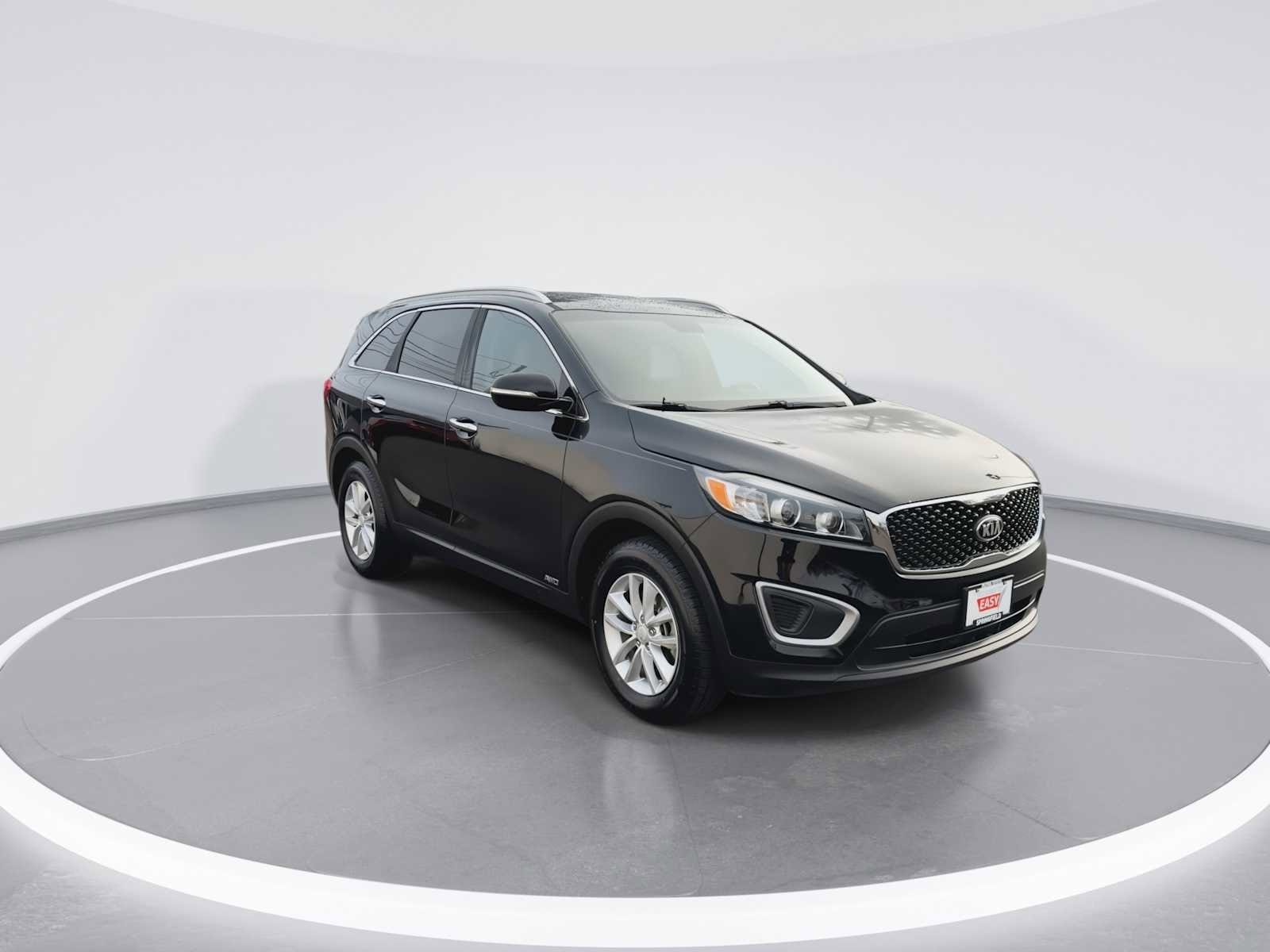 Thumbnail: 2017 Kia Sorento - 2