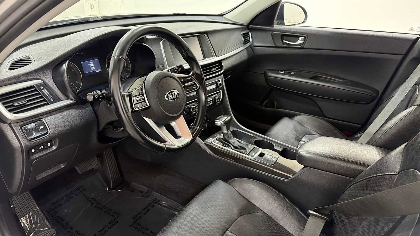 Thumbnail: 2019 Kia Optima - 12