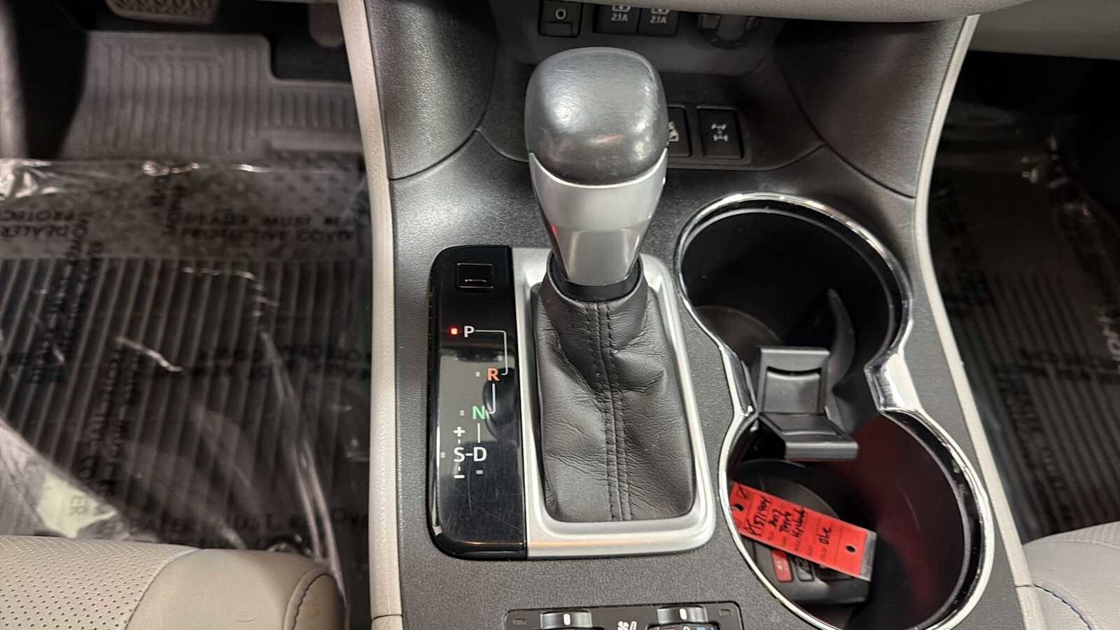 Thumbnail: 2017 Toyota Highlander - 22