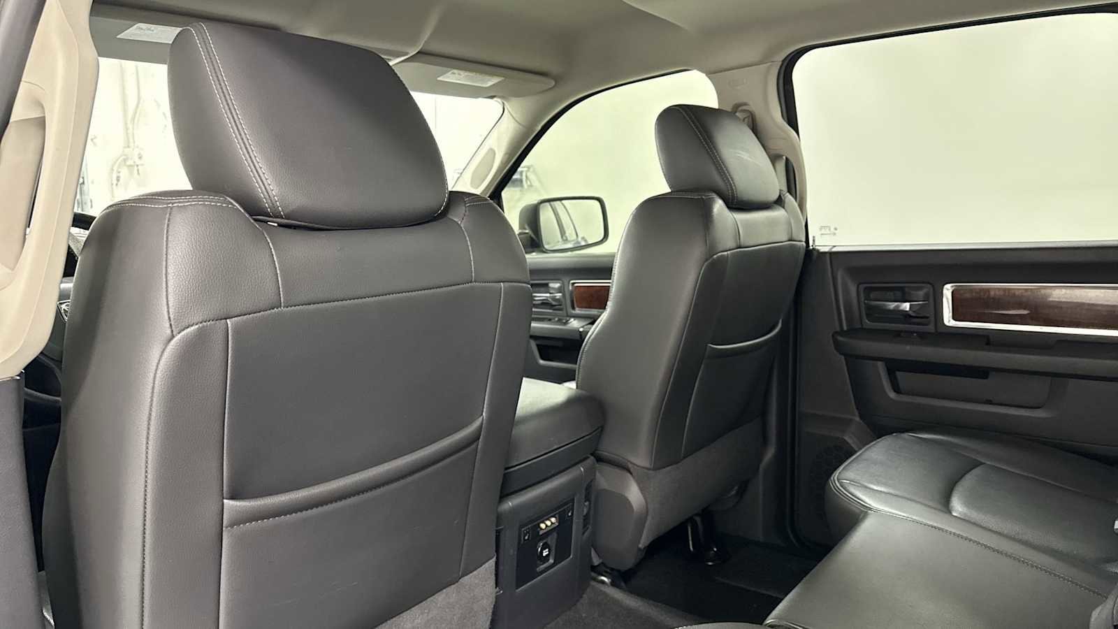 Thumbnail: 2009 Dodge Ram 1500 - 24