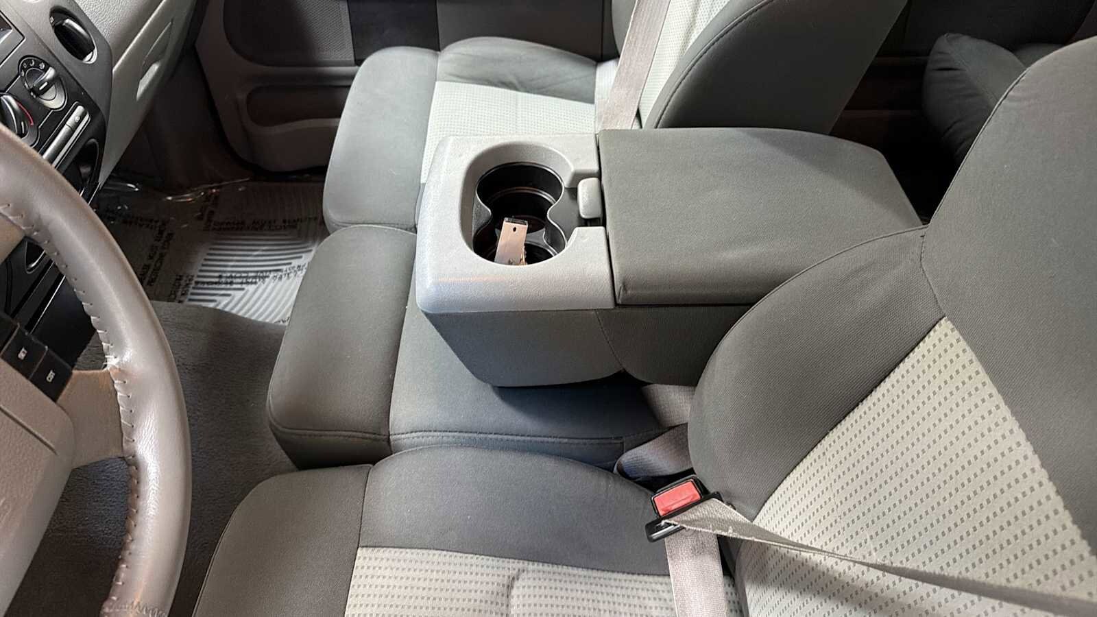 Thumbnail: 2007 Ford Econoline - 22