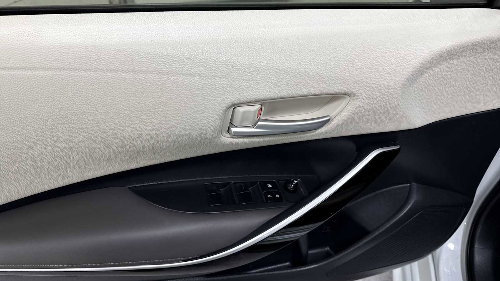 Thumbnail: 2024 Toyota Corolla - 15