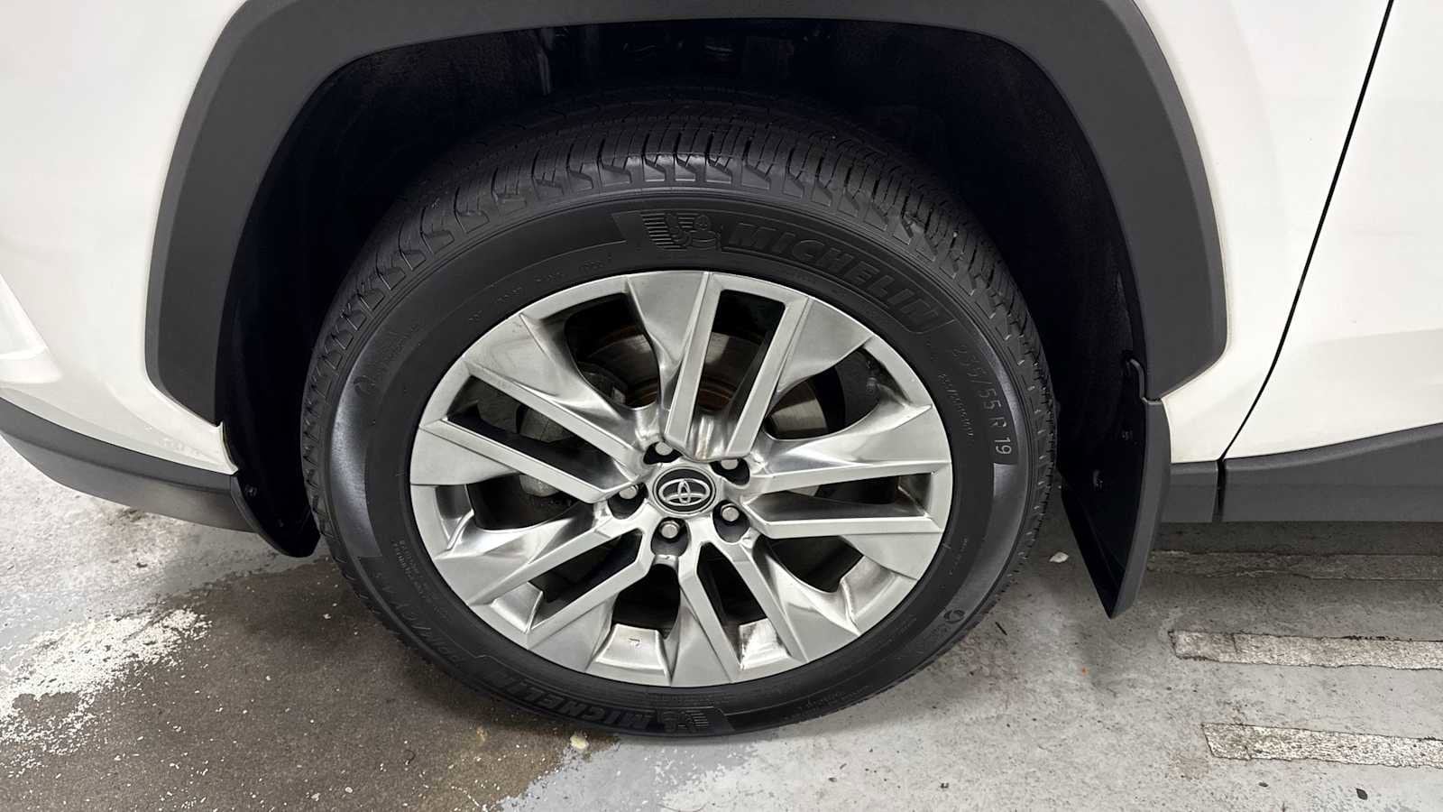 Thumbnail: 2020 Toyota RAV4 - 10