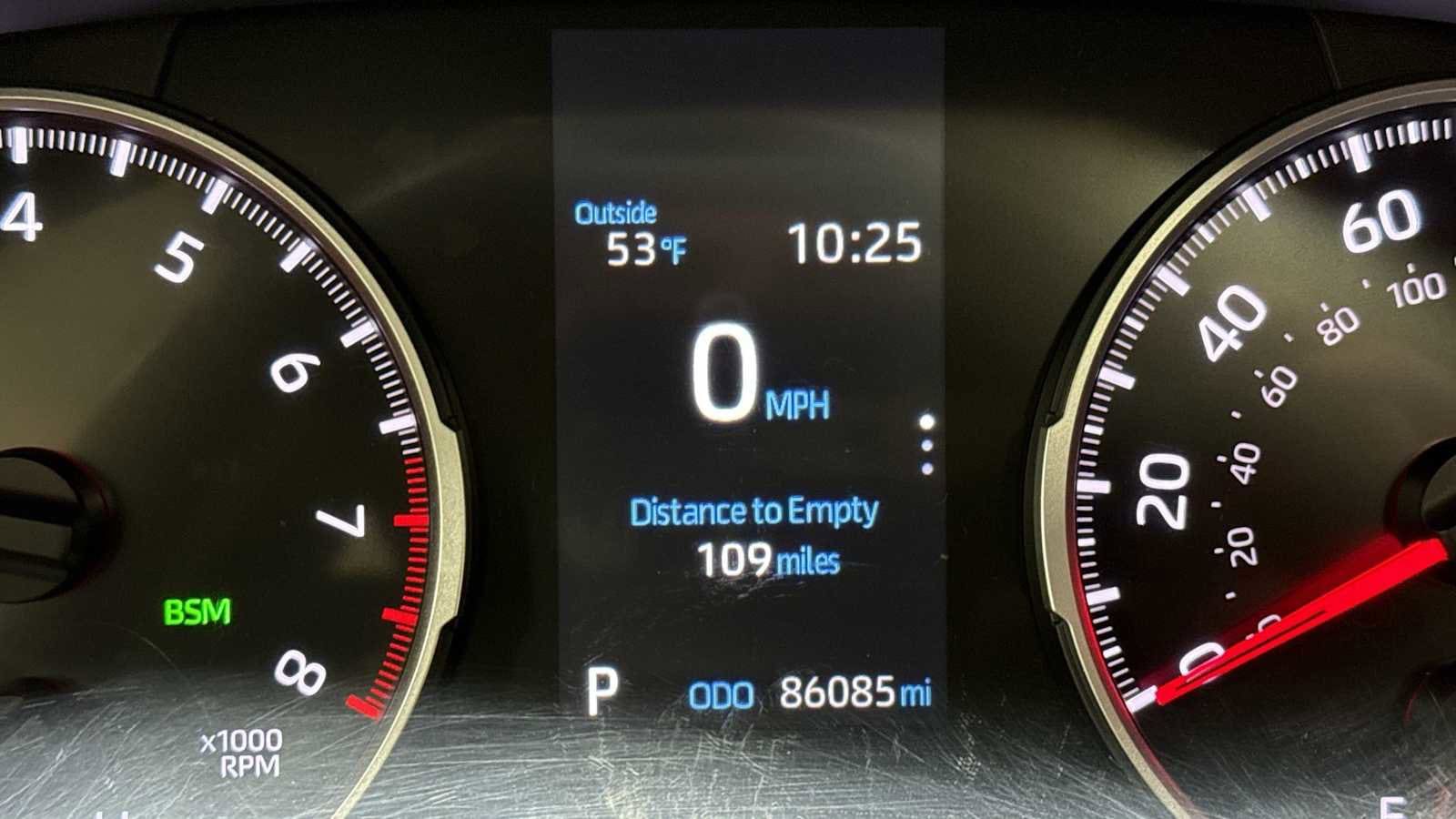 Thumbnail: 2020 Toyota RAV4 - 17