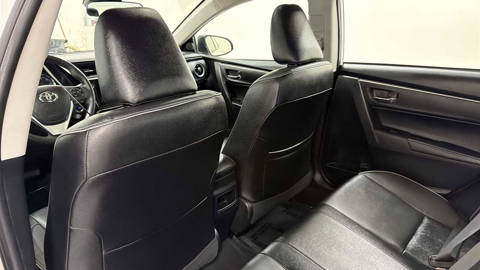 Thumbnail: 2018 Toyota Corolla - 26