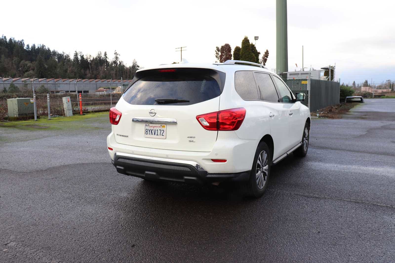 Thumbnail: 2020 Nissan Pathfinder - 5