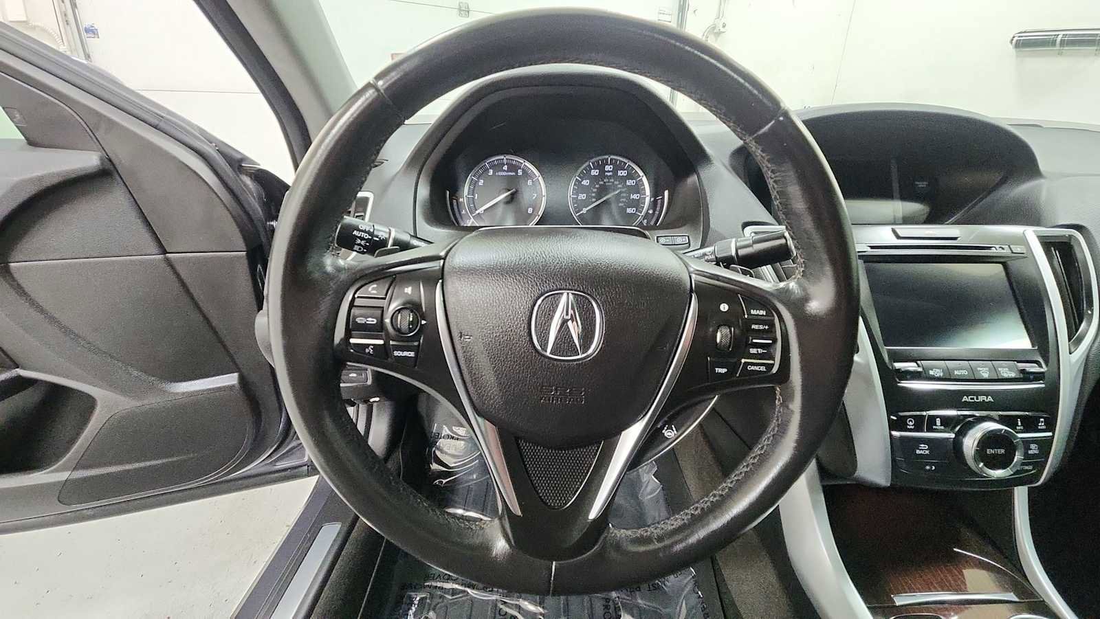 Thumbnail: 2017 Acura TLX - 16