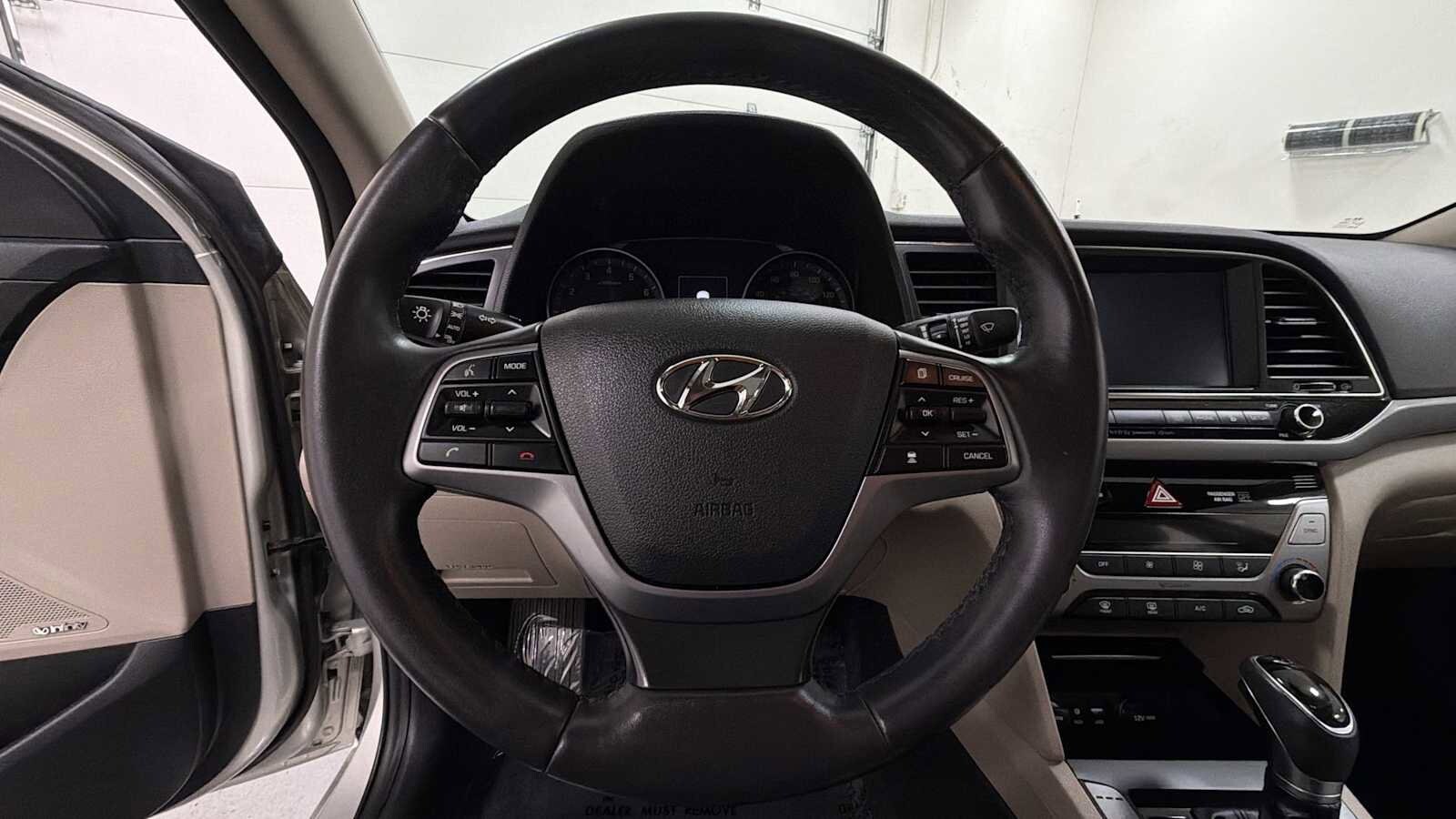 Thumbnail: 2018 Hyundai Elantra - 16