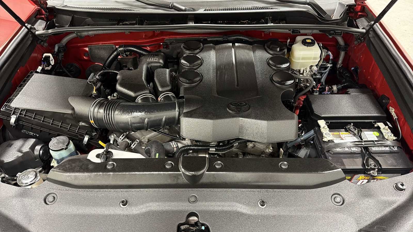 Thumbnail: 2017 Toyota 4Runner - 31