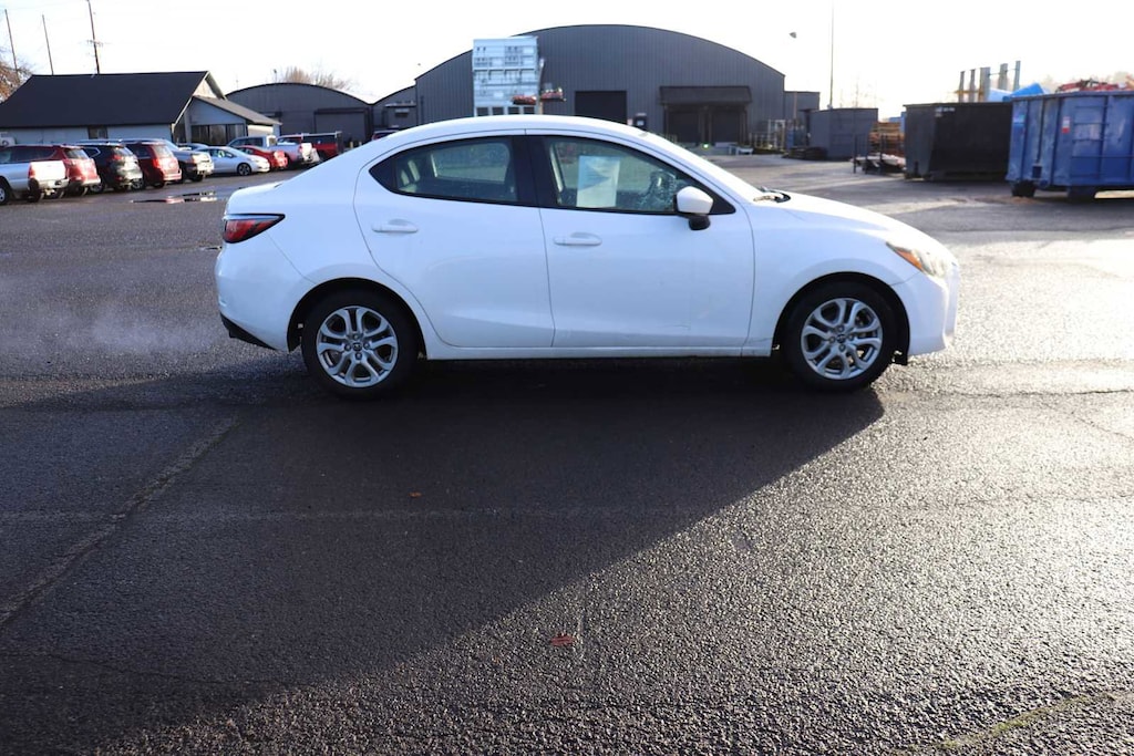 Used 2017 Toyota Yaris iA Base Sedan