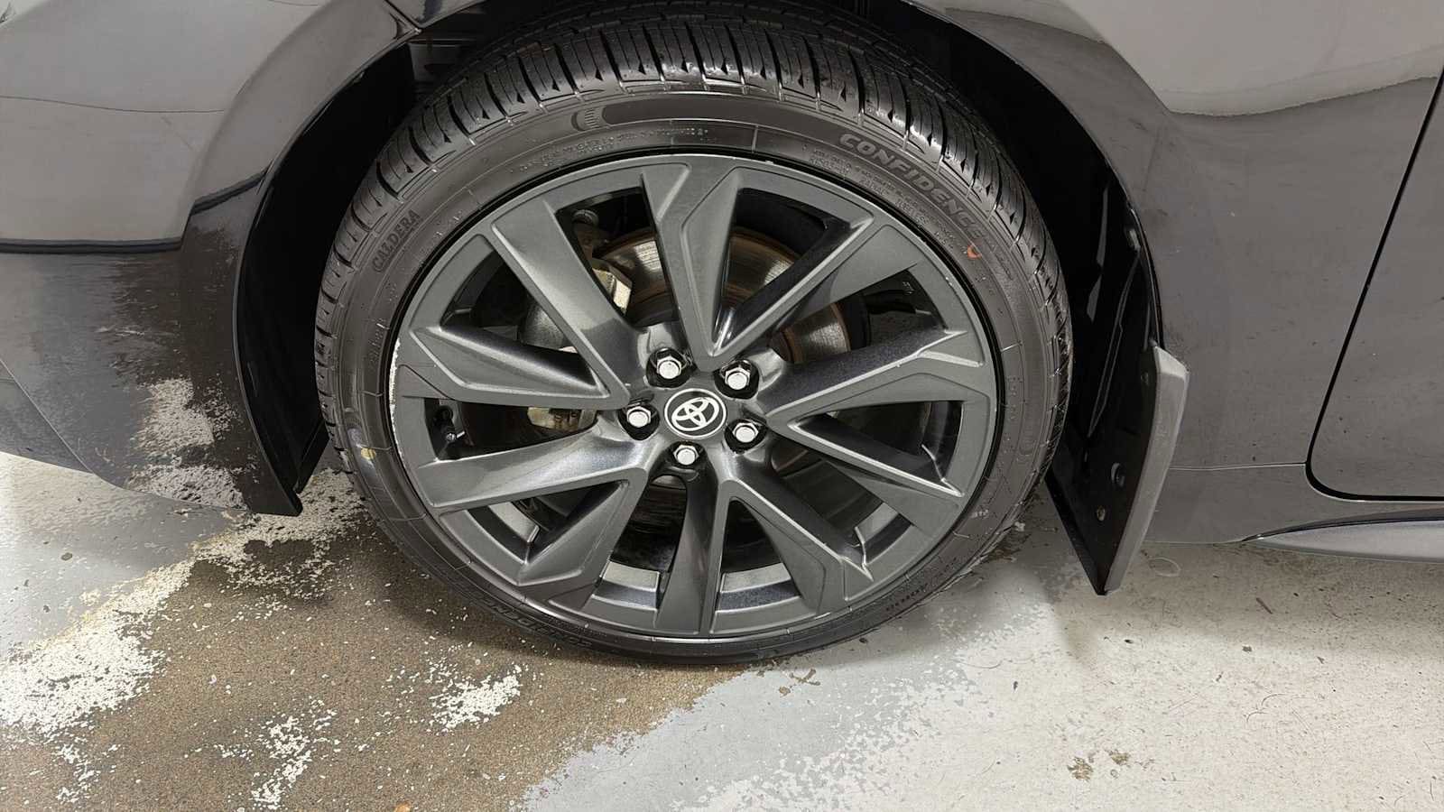 Thumbnail: 2024 Toyota Corolla - 10