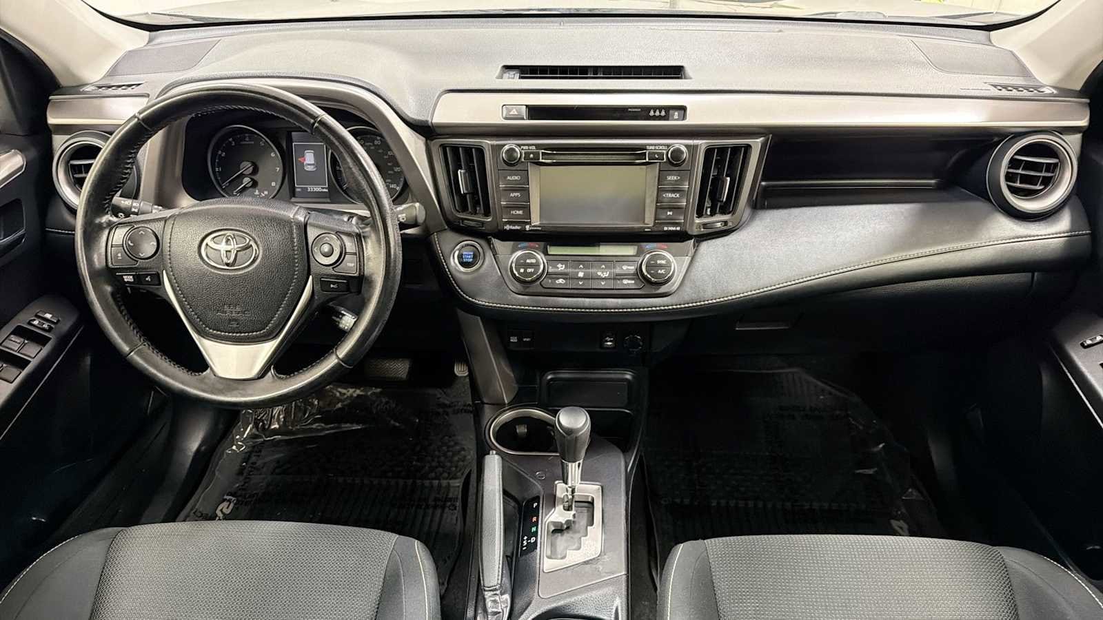 Thumbnail: 2018 Toyota RAV4 - 26
