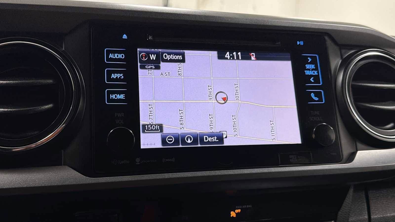 Thumbnail: 2018 Toyota Tacoma - 20