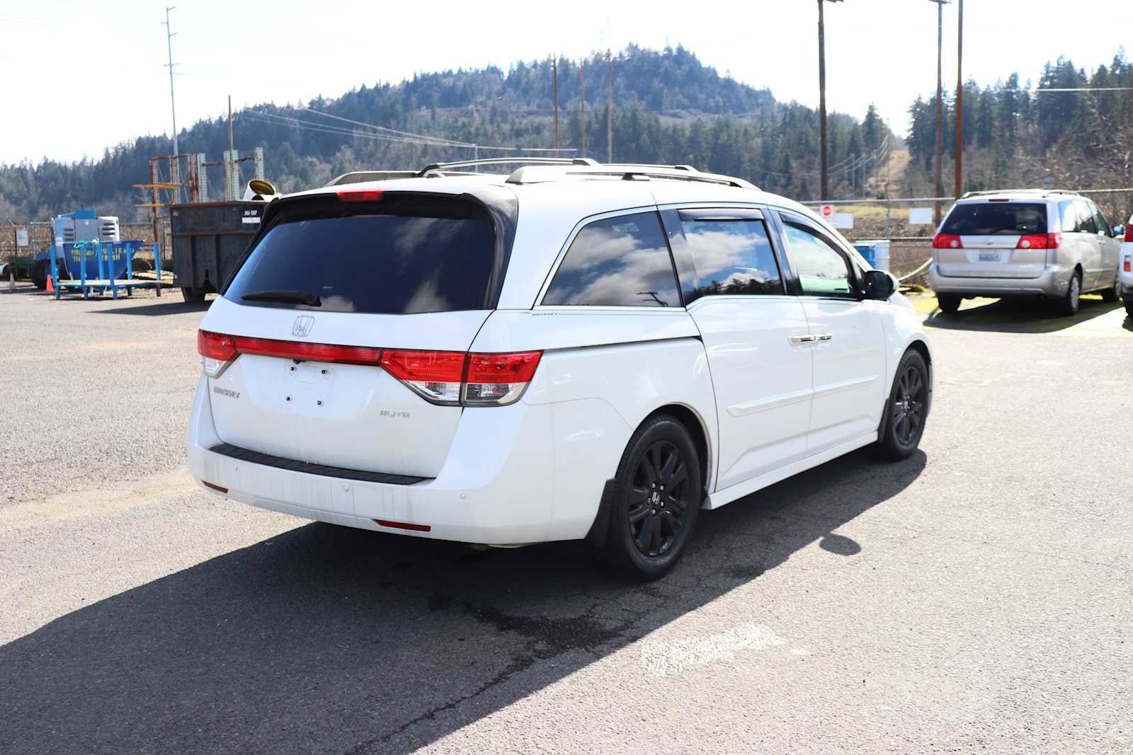 Thumbnail: 2014 Honda Odyssey - 5