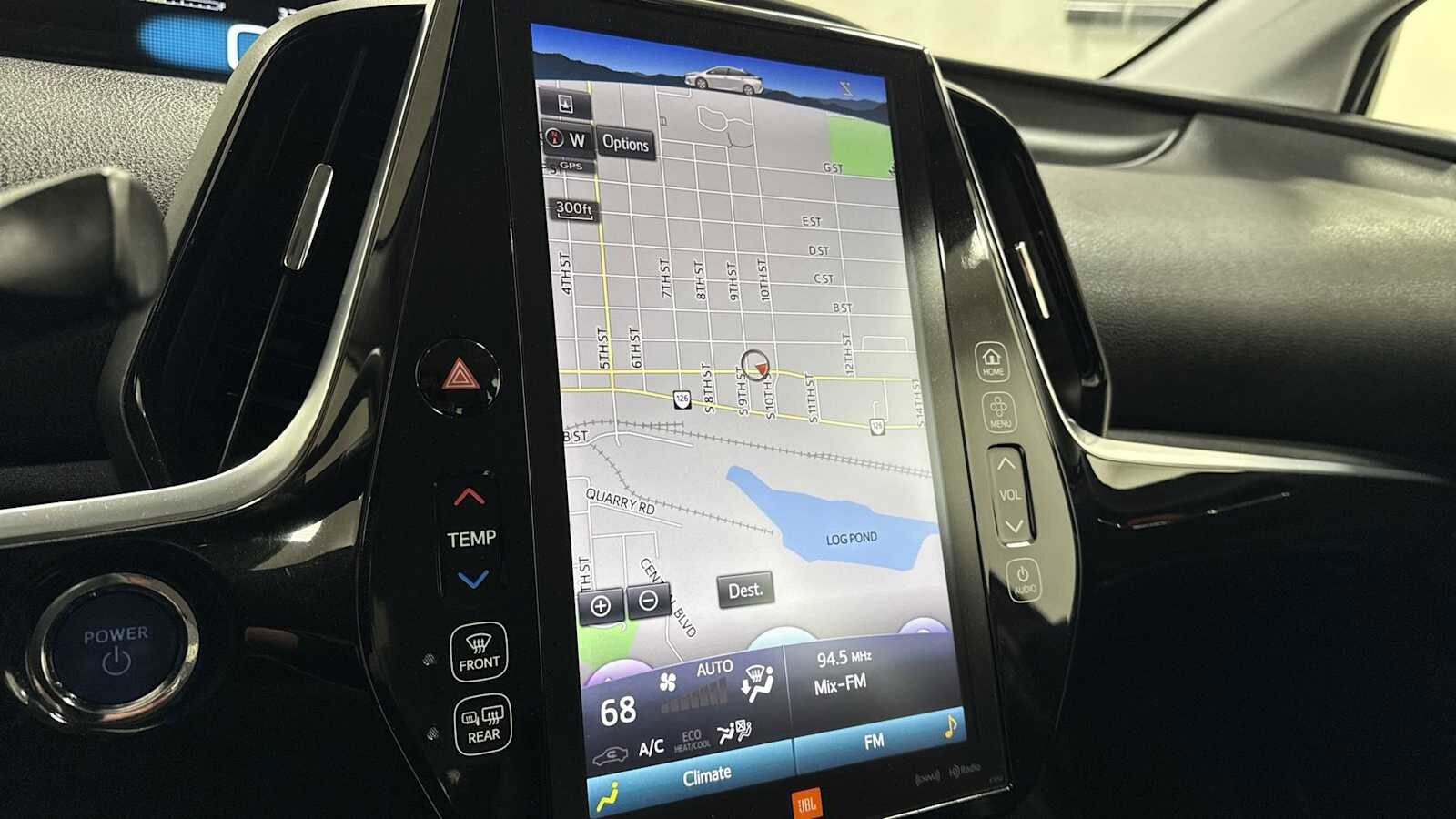 Thumbnail: 2017 Toyota Prius Prime - 20