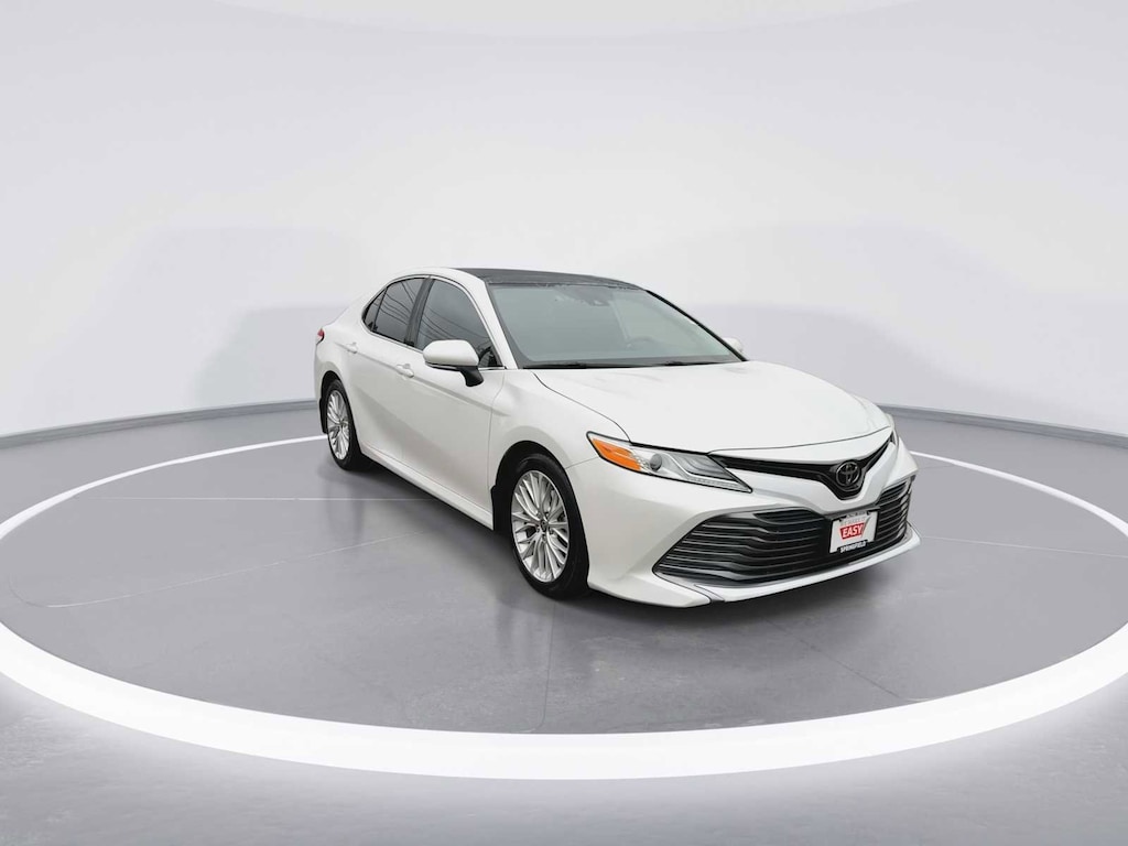 Used 2020 Toyota Camry XLE Sedan