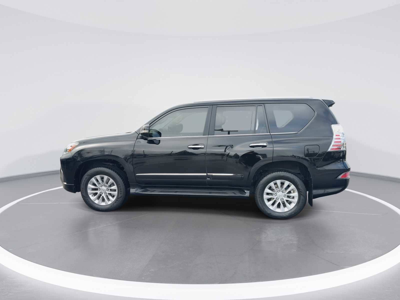 Thumbnail: 2019 Lexus GX - 5